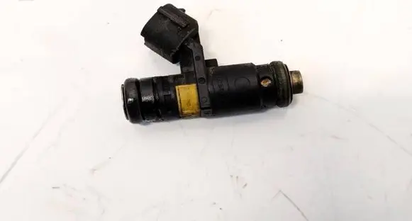 Skoda Roomster (5J) Fuel injector 036906031AG