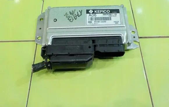 KIA Soul Torque split ecu control unit/module 9544023335