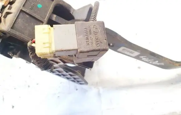 Brake pedal sensor switch