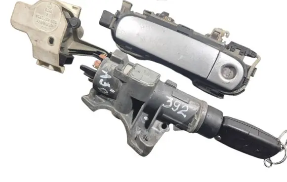 Audi A3 S3 8L Ignition lock contact 4B0905851C 8D9827573A