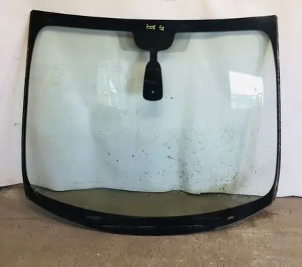 Peugeot 3008 I Front windscreen/windshield window 