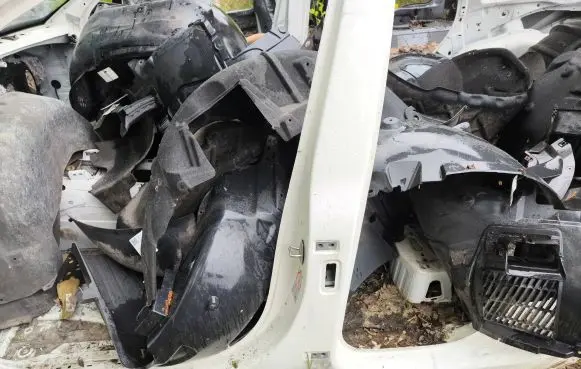 Porsche Cayenne (92A) Pillar (middle) 