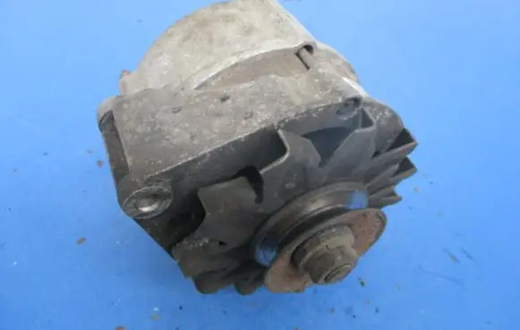 Volkswagen Polo II 86C 2F Generator/alternator 036903025K