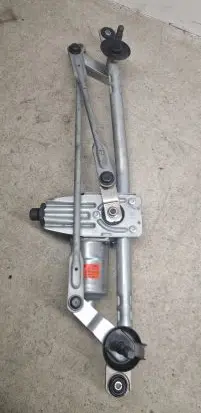 Hyundai Ioniq 5 Front wiper linkage and motor 98100GI900