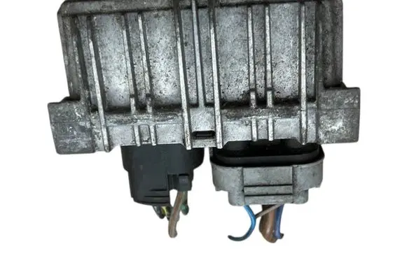 Opel Insignia A Glow plug pre-heat relay 0522122601