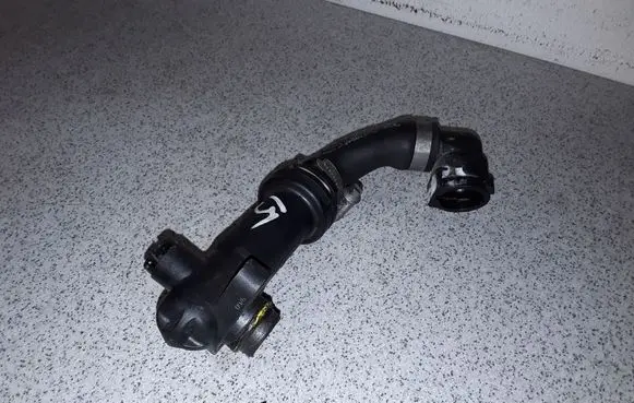 BMW 5 E60 E61 Engine coolant pipe/hose 11537792622 7792622