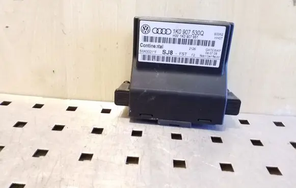 Volkswagen Tiguan Other control units/modules 1K0907530Q