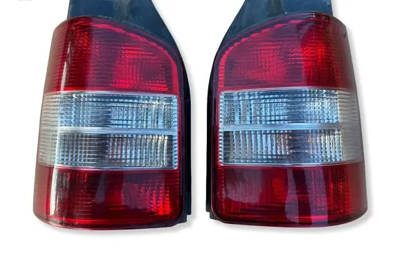 Volkswagen Transporter - Caravelle T5 Rear/tail lights set T5KPLLAMPTYL12