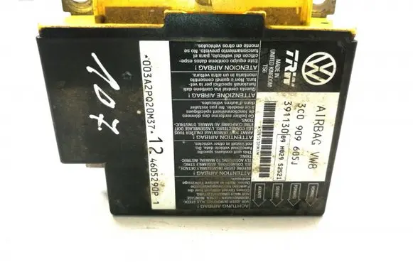 Volkswagen PASSAT B6 Airbag control unit/module 3C0909605J 391130