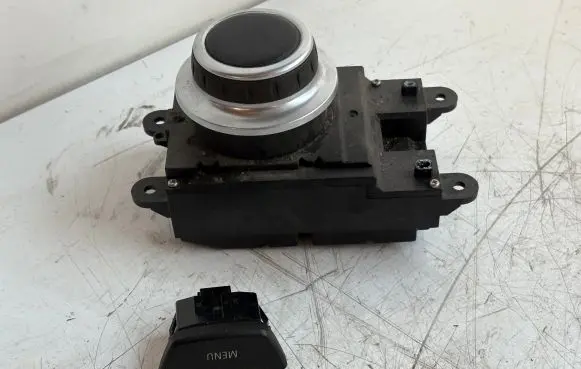 BMW 5 E60 E61 Head unit multimedia control 6944884