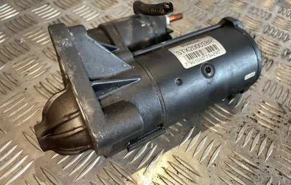 Opel Vivaro Starter motor STX200018R