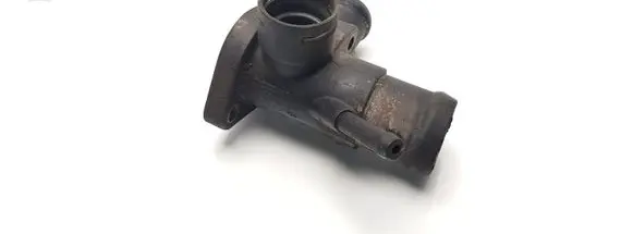 Volkswagen Golf IV Engine coolant pipe/hose 028121133B