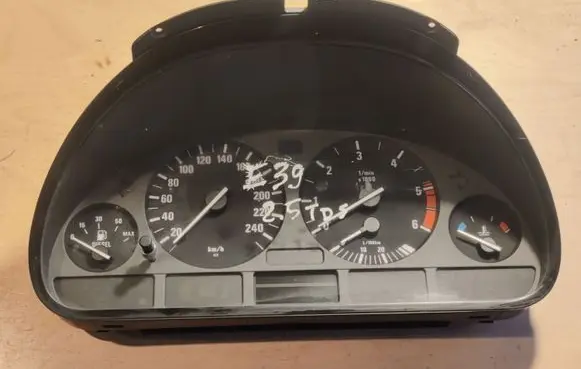 BMW 5 E39 Speedometer (instrument cluster) 62118375675