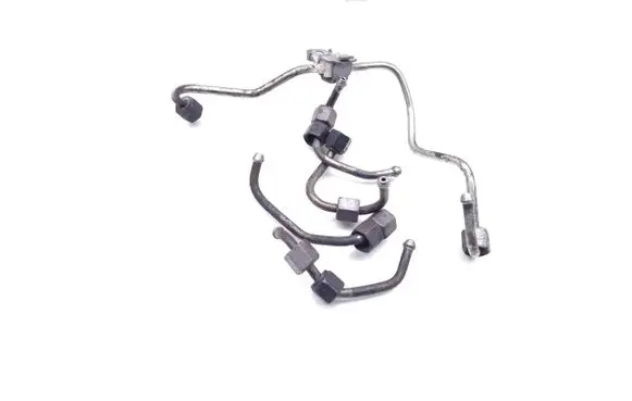 Land Rover Freelander 2 - LR2 Fuel injector supply line/pipe 