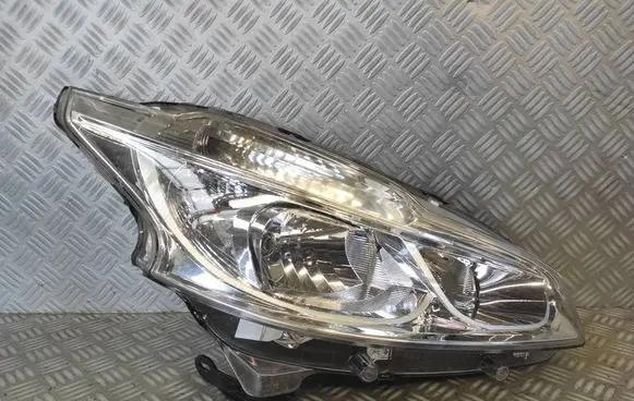 Peugeot 208 Headlight/headlamp 9802221380