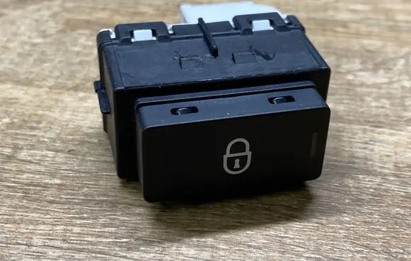 Land Rover Range Rover Sport L494 Central locking switch button HY3214017AA P6MGB 553113