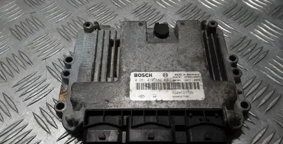 Renault Scenic II - Grand scenic II Engine control unit/module 0281012589 8200527725