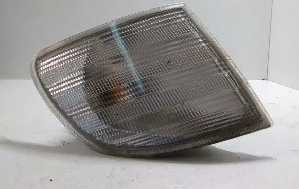 Mercedes-Benz Vito Viano W638 Front indicator light