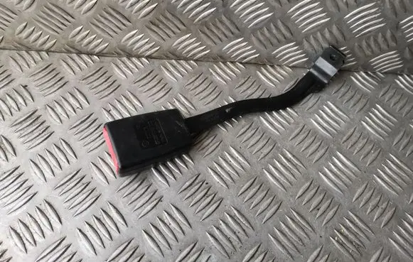 Seat Toledo III (5P) Front seatbelt buckle 5P0857756E
