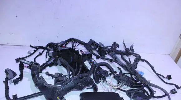 Toyota Auris E180 Fuse box set