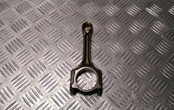 Peugeot 308 Connecting rod/conrod 