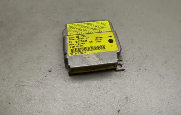 Mitsubishi Carisma Airbag control unit/module 0285001235 MR309115