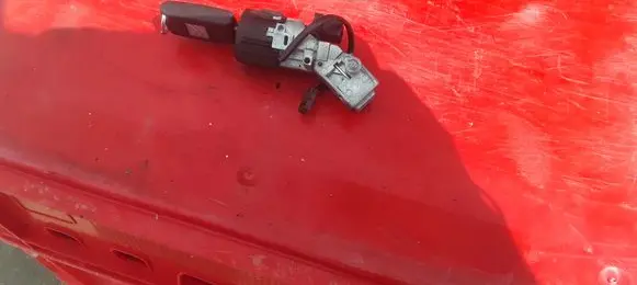 Peugeot 607 Ignition lock 9663123380