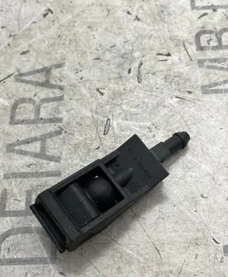 Volkswagen Multivan T5 Windshield washer spray nozzle 6E0955985