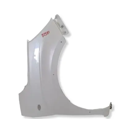 Suzuki Ignis Fender B2587