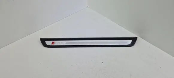 Audi Q5 SQ5 Front sill trim cover 8R0853374G 8R0853374 8R0853374C
