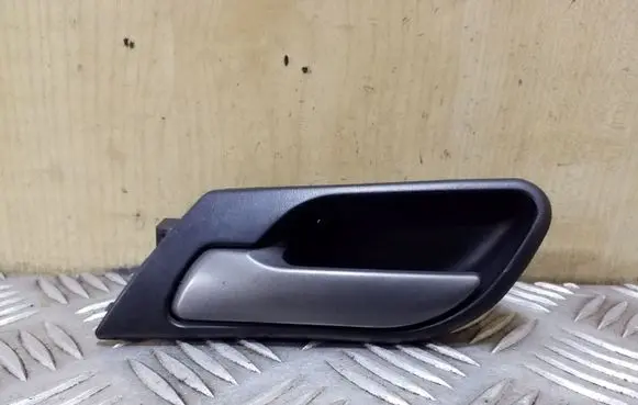 BMW X5 E53 Front door interior handle 8408565