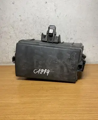 Mercedes-Benz B W245 Fuse box set 5Q0907361C C1974