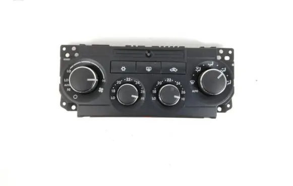 Chrysler 300 - 300C Climate control unit P55111031AH