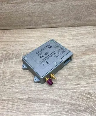 Audi A5 8T 8F Aerial antenna amplifier 8J0035456
