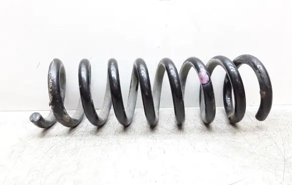 Mercedes-Benz C W204 Rear coil spring