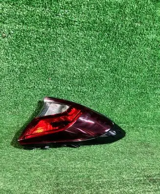 Toyota C-HR I Rear/tail lights 81550F4120