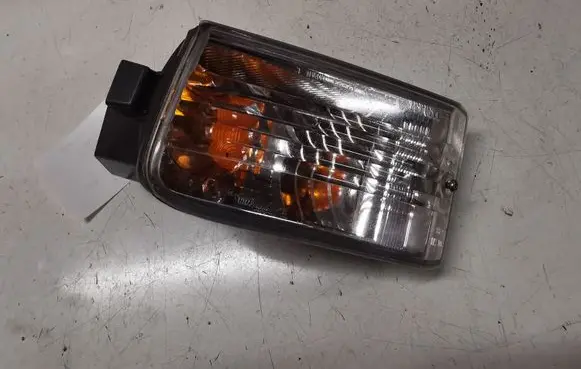 Toyota RAV 4 (XA20) Front indicator light 4223 ICHIKOH4223