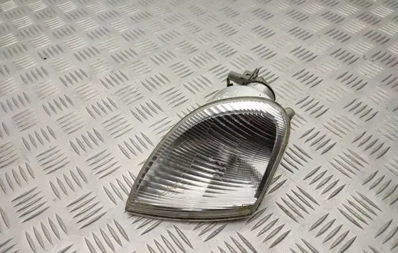 Peugeot Partner Front indicator light 9621302580