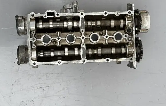 Volkswagen PASSAT B7 Camshaft 03C109088E 03C109571F 03C103475BC