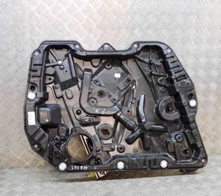 BMW X3 G01 Front door electric window regulator C83647108 7487599