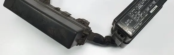 Nissan Micra Fuse box set 7124-6779