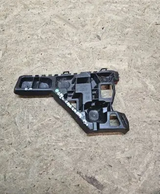 Opel Cascada Rear bumper mounting bracket 13369029