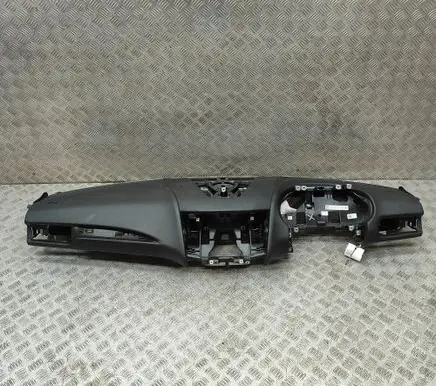 Maserati Levante Dashboard 670043346