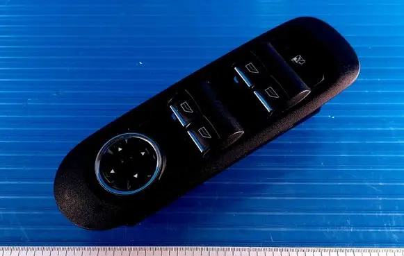 Ford S-MAX Electric window control switch 7S7T14A132AB