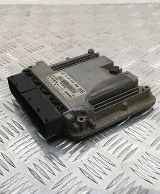 Opel Insignia A Engine control unit/module 55576906 0281017105 55575349