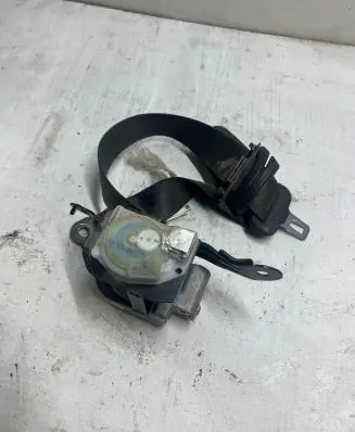 Lexus IS 220D-250-350 Front seatbelt 1044782 022341020 C8ST42233