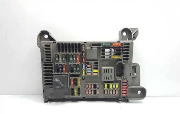 BMW X5 E70 Fuse module 6931687