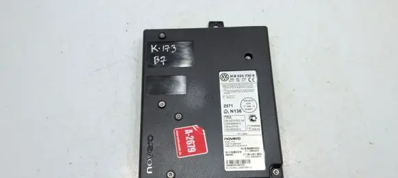 Volkswagen PASSAT B7 Bluetooth control unit module 3C8035730B