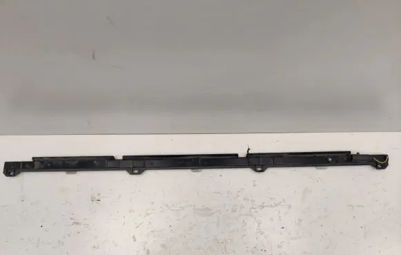 Mercedes-Benz GL X166 Sill/side skirt trim A1669061001