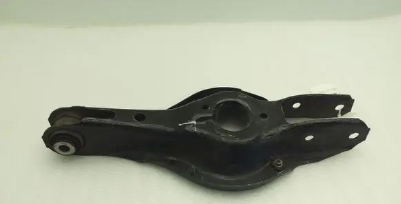 Rear upper control arm/wishbone